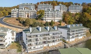 Exterior - Bright 3BR Condo - LAKE VIEW - Lake Ozark (Lake Ozark)