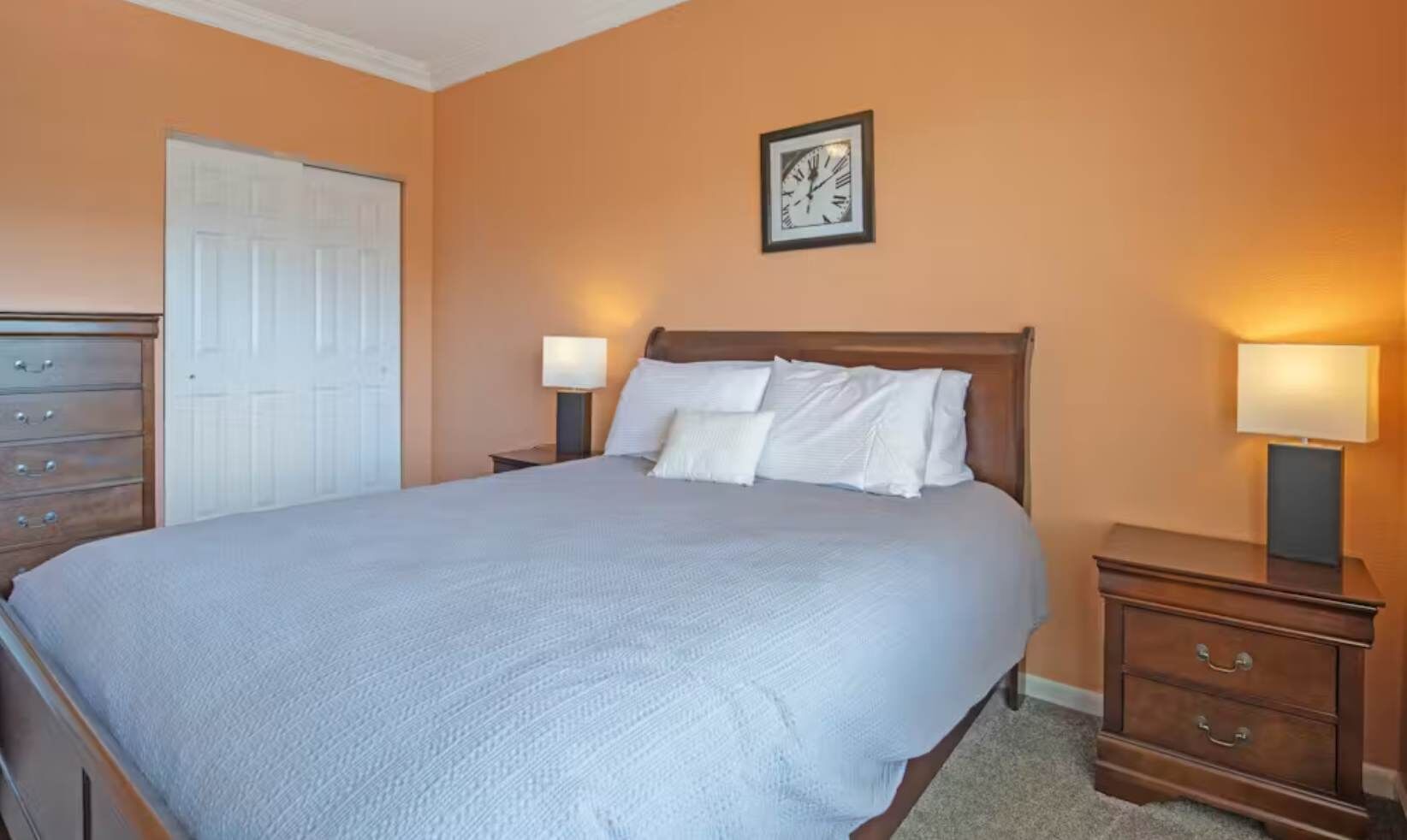 4 bedrooms, WiFi, bed sheets