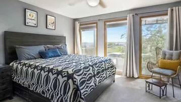 WiFi, bed sheets, wheelchair access