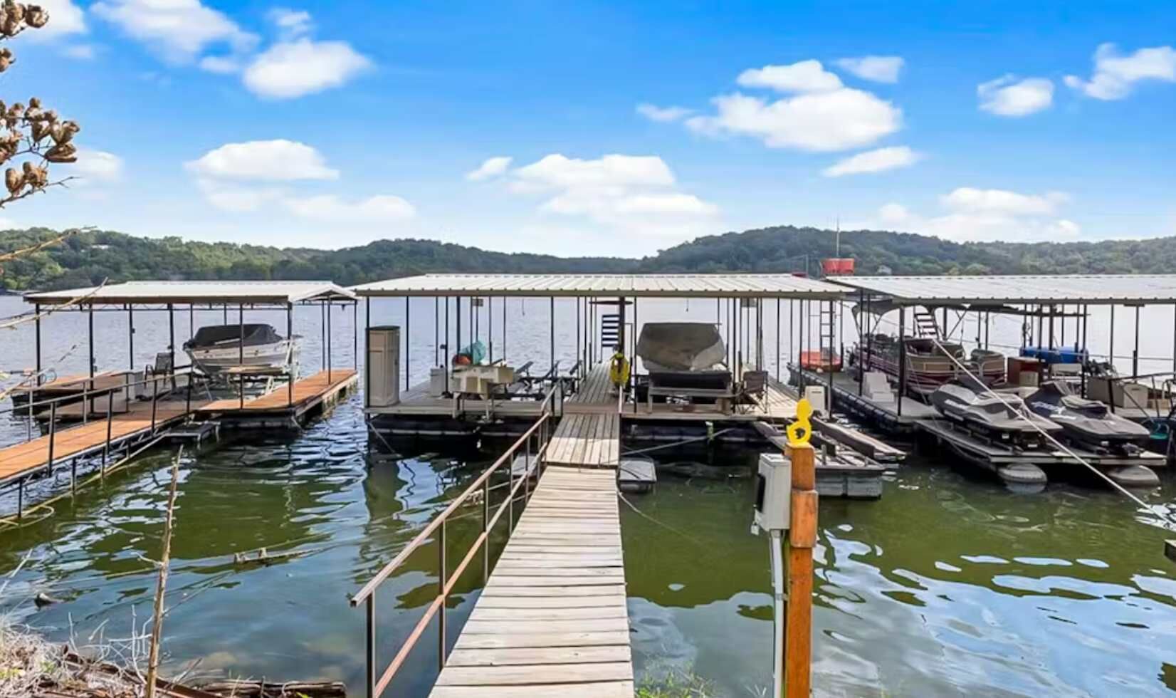 Marina