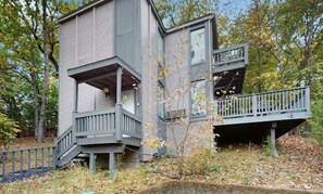 Exterior - Charming 3BR House - Golf & POOLS - Osage Beach (Osage Beach)