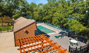 Pool - Serene 3BR House - LAKE VIEW - Margaritaville (Osage Beach)