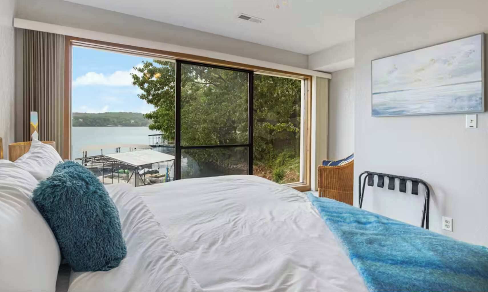 3 bedrooms, iron/ironing board, travel crib, WiFi