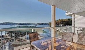 Outdoor dining - Serene 3BR Condo - Lake Ozark - WATER VIEWS (Lake Ozark)