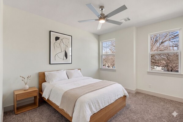3 bedrooms, WiFi, bed sheets