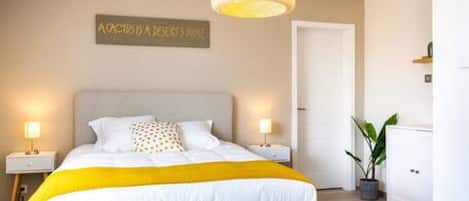1 bedroom, free WiFi, bed sheets