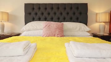 2 bedrooms, WiFi (free), individually decorated, individually furnished