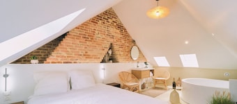 Élégante Maison, Jaccuzzi, Home Cinema, proche Gare