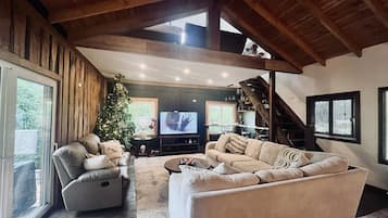 Chalet | Living area