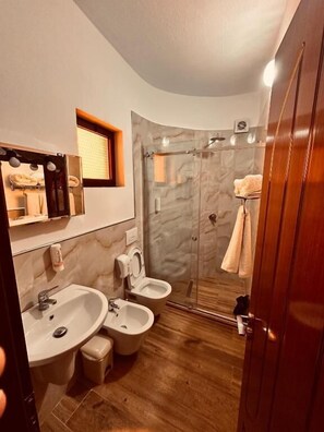 Bathroom - Drini Hotel (Durrës)