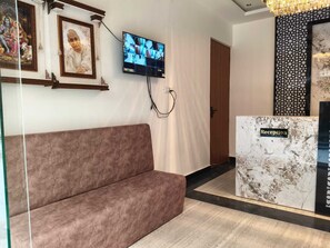 Lobby - Majestic Ganges (Haridwar)