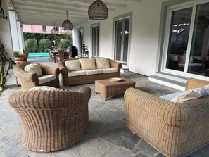 Terrace/patio - Forte dei Marmi, Italy. Entire Villa with pool, perfect for big families (Forte dei Marmi)