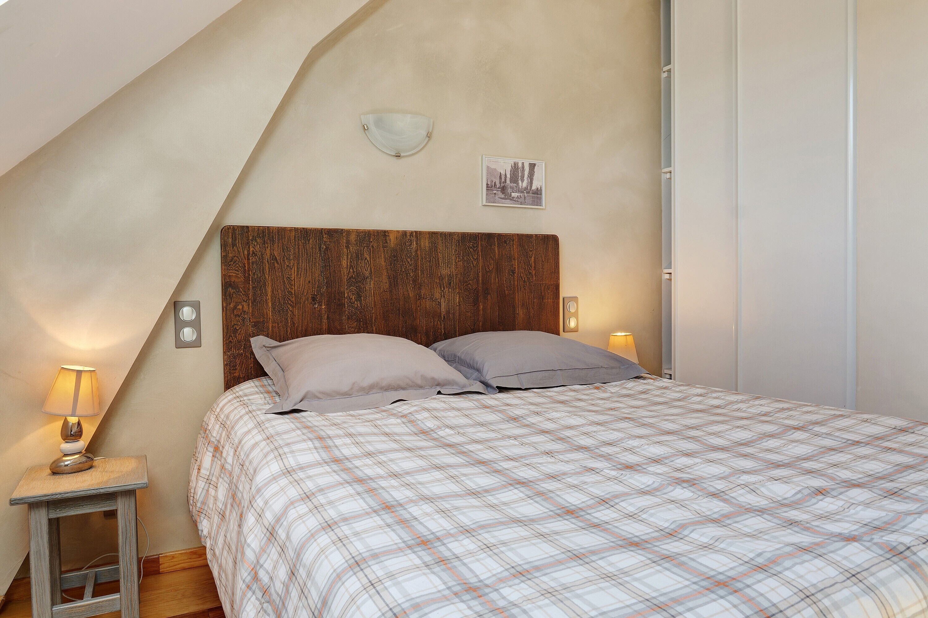 3 habitaciones, tabla de planchar con plancha y wifi 