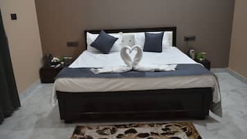 Doppelzimmer, Balkon, Stadtblick