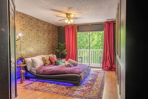 Room - Disney Wonderland Home, Game Room + Hidden Mickey (Kissimmee)