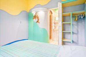 Travel cot, WiFi, bed sheets - Bungalow Le Raisinier 2 air-conditioned bedrooms sea view and shared pool (Sainte-Anne)