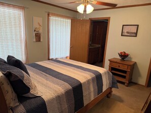 3 bedrooms, free WiFi, bed sheets - Charming Lakeview 3 Bedroom House with Boat Slip & Ramp. Clear Water Bay Marina (Eucha)