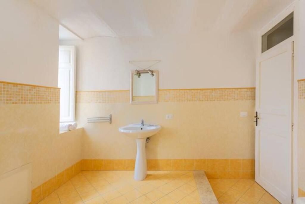 Suite, Garden Area | Bathroom