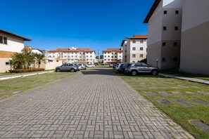 Property grounds - Apto a 300 m da Praia do Sul com Piscina e Quadra (Ilhéus)