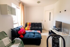 Living area - Apto a 300 m da Praia do Sul com Piscina e Quadra (Ilhéus)