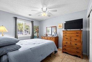 Room - One Bedroom One Bath Condo at Golf Colony (Little River)