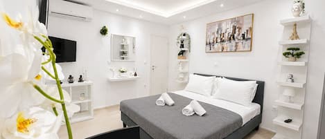1 bedroom, iron/ironing board, Internet, bed sheets