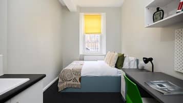 6 bedrooms, WiFi, bed sheets