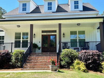 Beautiful, quiet 4-bedroom Home- Master's Week.