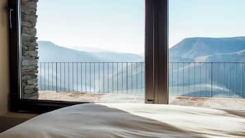 3 chambres, fer et planche à repasser, Wi-Fi, draps fournis