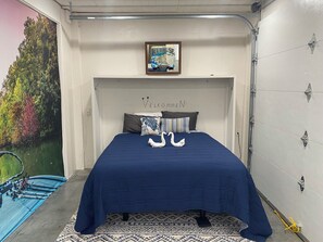 Room - Newly Finished Shop Apartment in Idaho Falls (Idaho Falls)