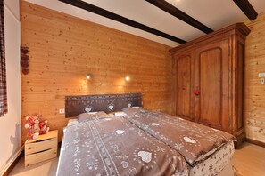 Room - Holiday Home “Au Petit Chamois” with Mountain View, Private Garden & Wi-Fi (Breitenbach-Haut-Rhin)