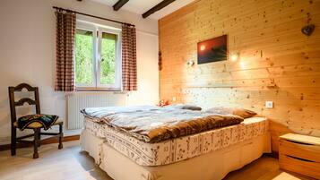1 chambre, fer et planche Ă repasser, Wi-Fi, draps fournis