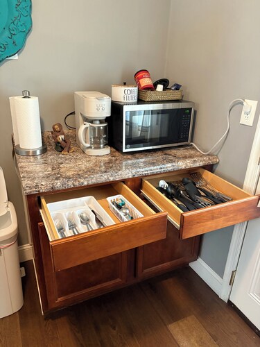 Hide & Seek Lodge I Cozy 2BR I 15m to RRG I Wi-Fi