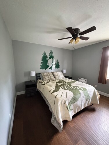 Hide & Seek Lodge I Cozy 2BR I 15m to RRG I Wi-Fi