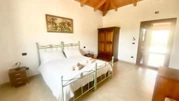 Double or Twin Room, Courtyard View