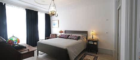 Comfort Suite, Balcony, City View | Free WiFi
