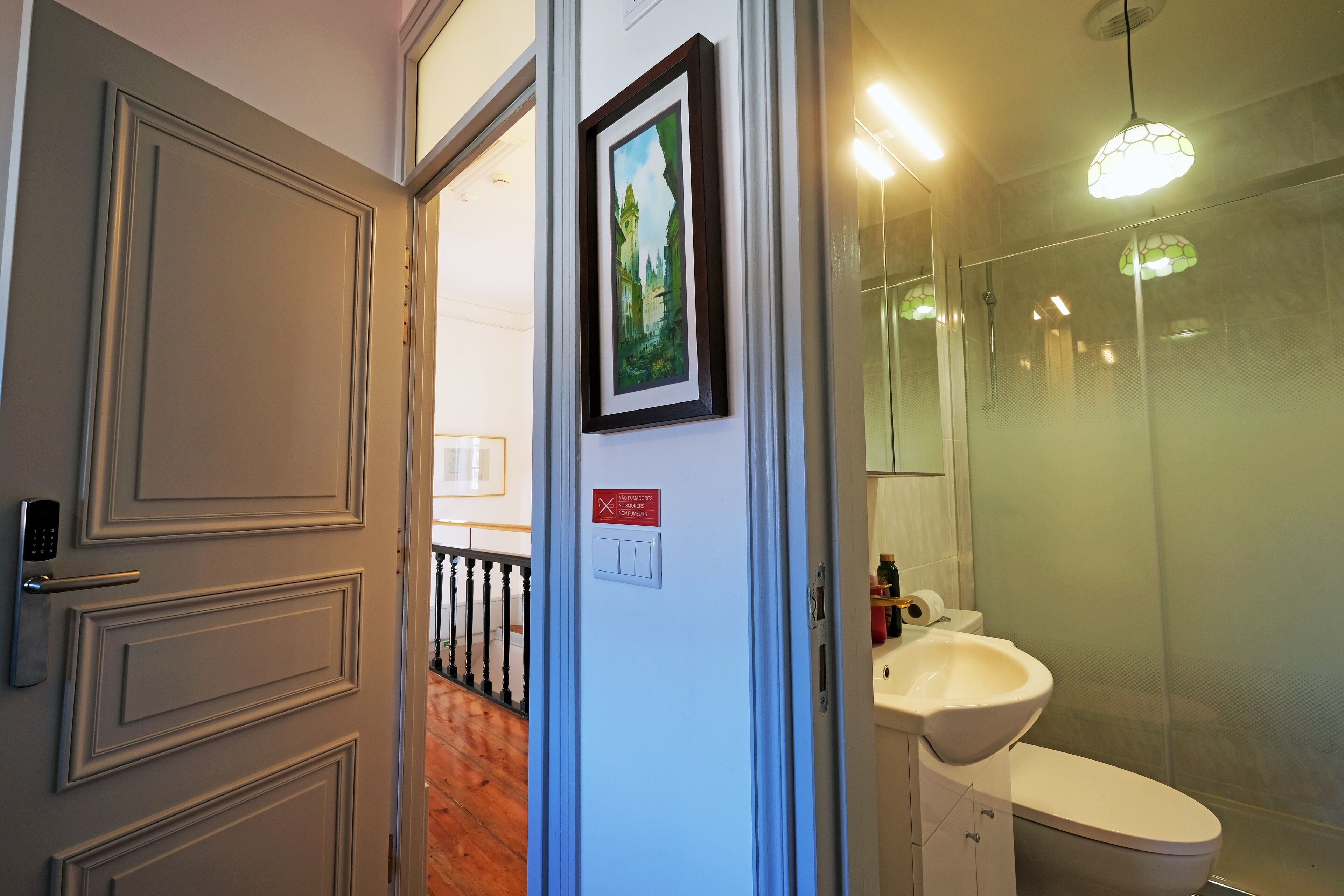 Classic Single Room, River View | Bathroom | Shower, hair dryer, towels, soap