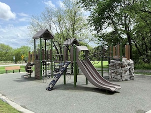 Children’s area - World Cup Home Base_Sleeps 8_4BR_Huge TVs (Overland Park)