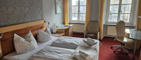 Deluxe Double Room, City View