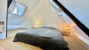 4 chambres, accès au Wi-Fi (inclus), literie fournie