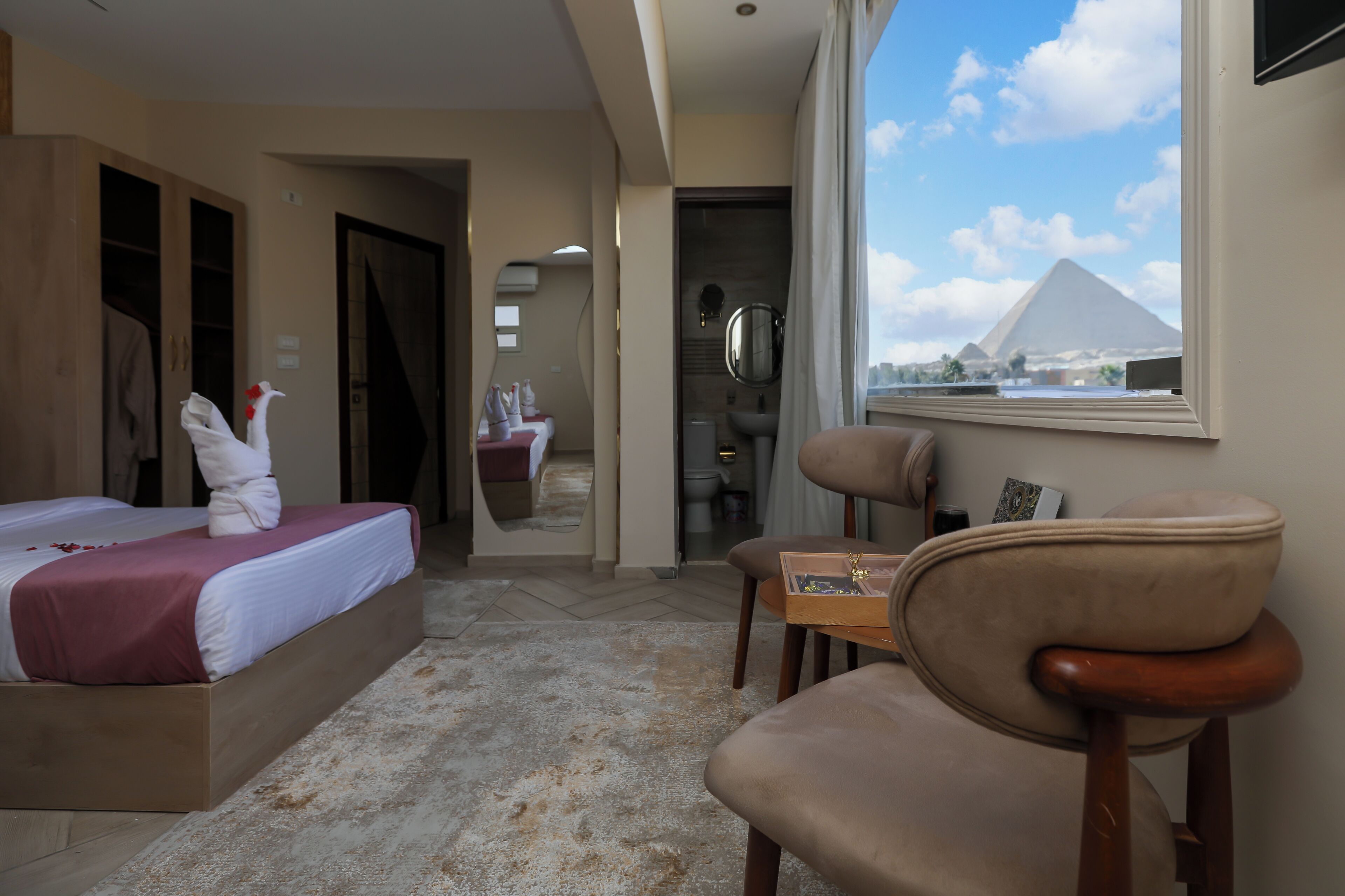 Luxury Triple Room, Mountain View