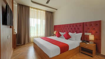 Premium Double Room, City View | Desk, laptop workspace, free WiFi