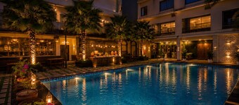 Hotel Escala - Near Golden Gate Amritsar