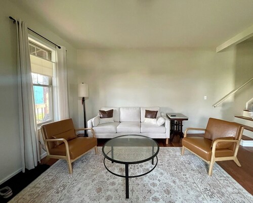 Luxury 4BR House on Riverfront in Davis WV