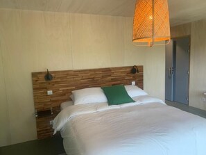 Double Room, Garden View | Desk, laptop workspace, free WiFi