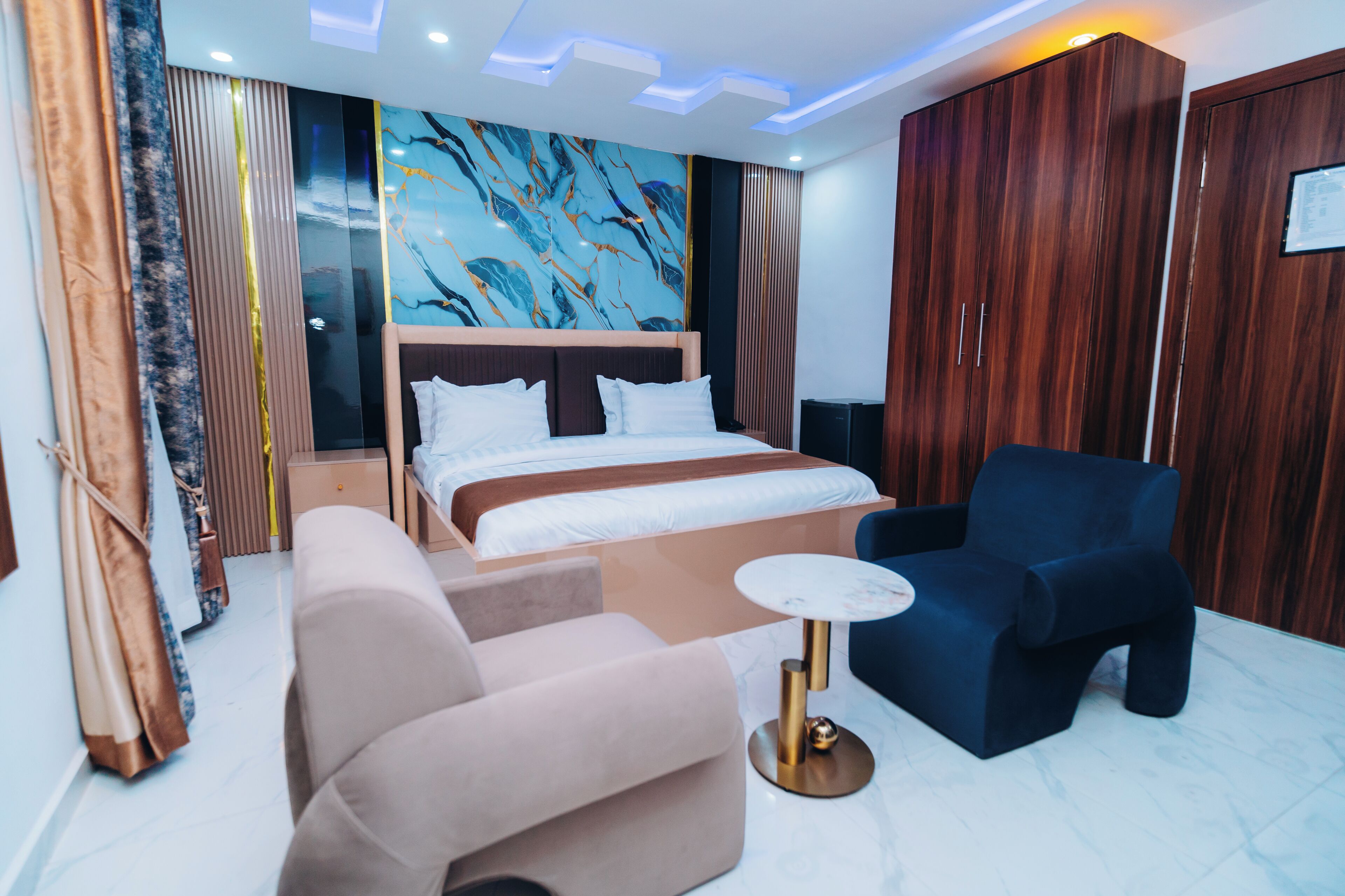 Superior Single Room, City View