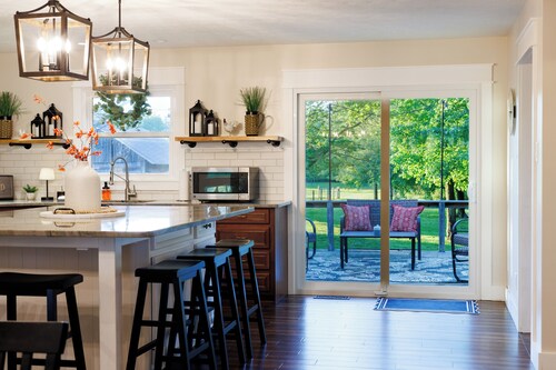 Wonderful 4-bedroom house with AC in charming Lafayette