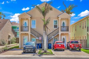 Exterior - Beachfront Condo with Private Balcony Pool (South Padre Island)