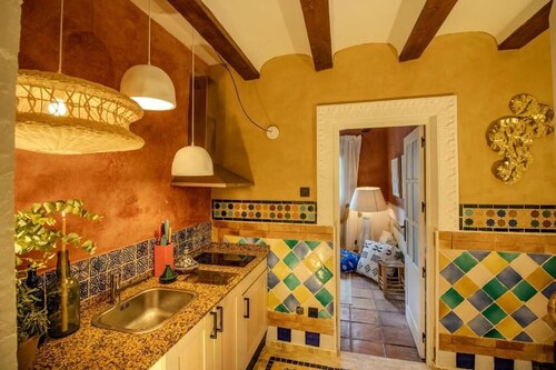 XUQ Hotels Al-Axara