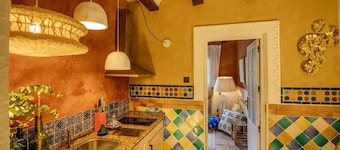 XUQ Hotels Al-Axara
